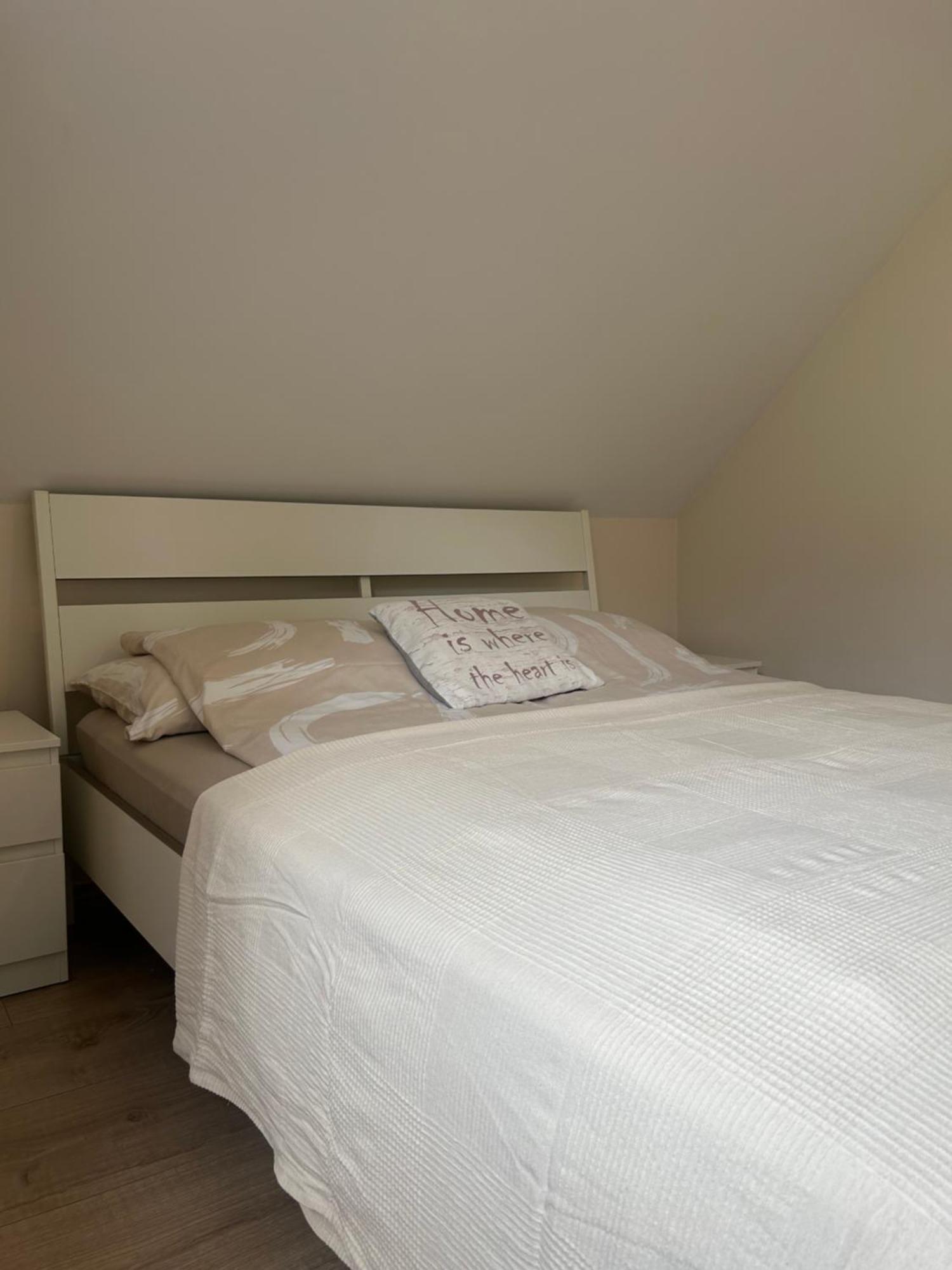 Apartment Belaj Цельє Екстер'єр фото